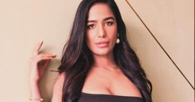 newsseals-poonampandeydies