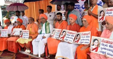 newsseals-lingayatseersprotest