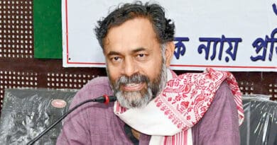 newsseals-yogendrayadav