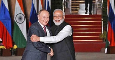 newsseals-pmmodirussiatour