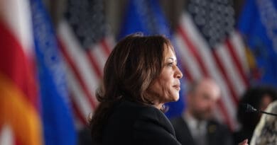 newsseals-kamalaharris