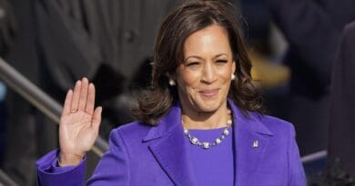 newsseals-kamalaharris