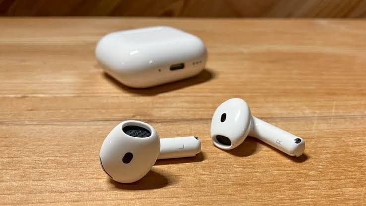 newsseals-appleairpods