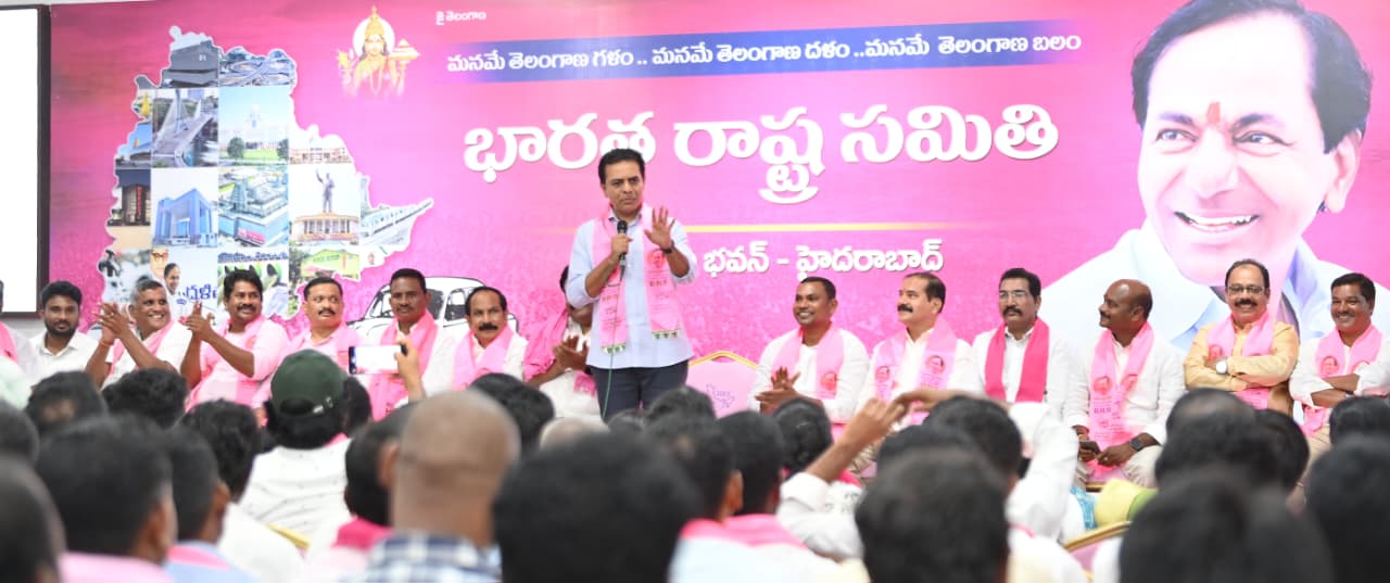 మోసం చేయ‌డం కాంగ్రెస్ నైజం : కేటీఆర్