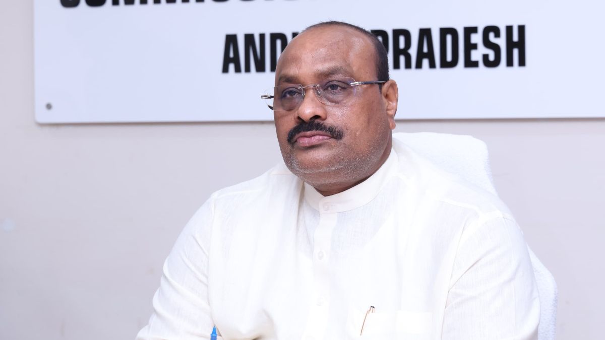 ఏపీకి 17,293 మెట్రిక్ టన్నుల యూరియా