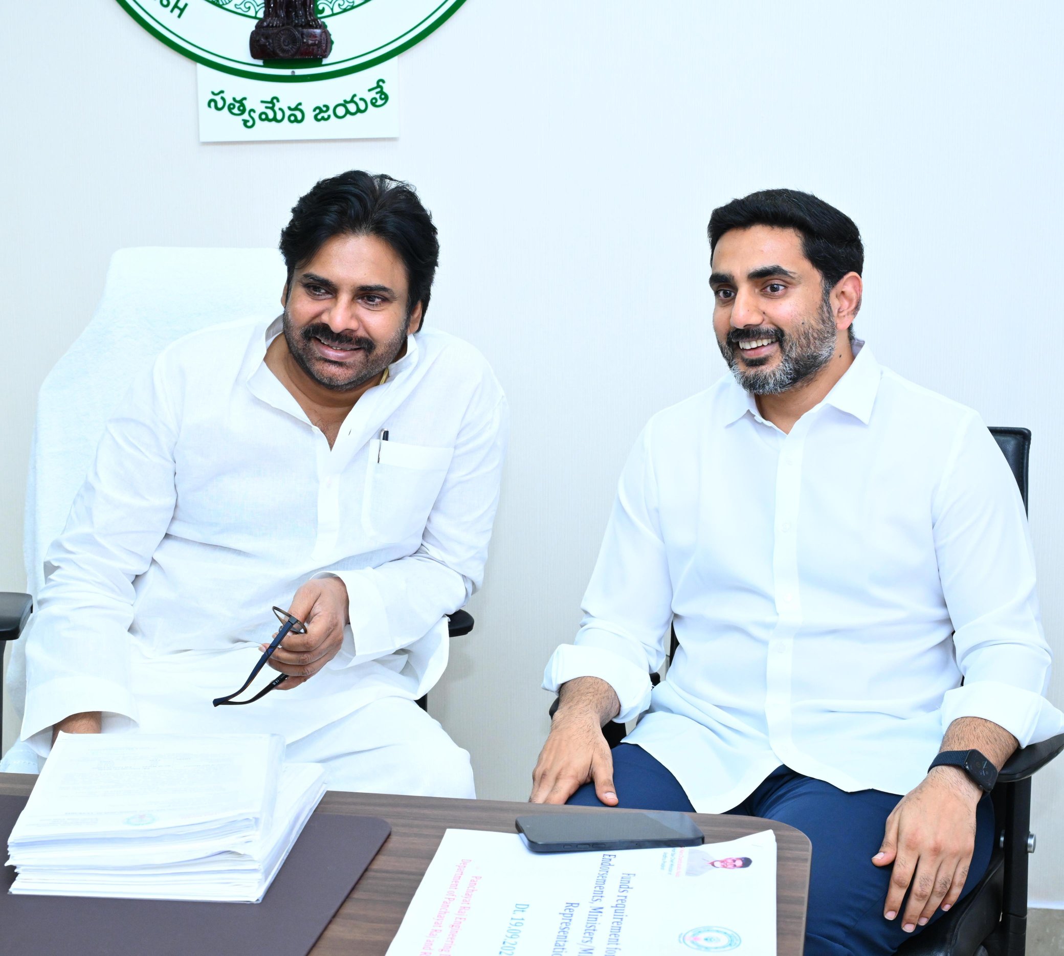 డీప్యూటీ సీఎంకు నారా లోకేష్ ఆహ్వానం