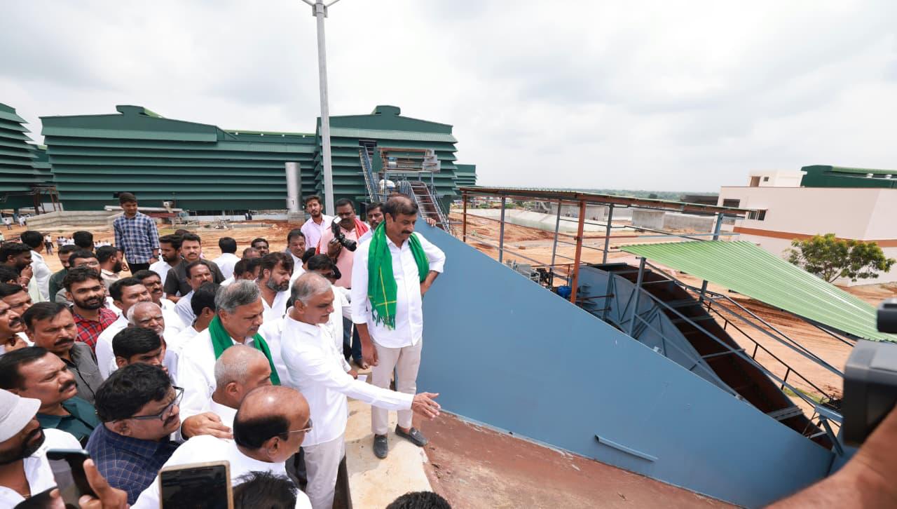 పామాయిల్ ఫ్యాక్ట‌రీ భావోద్వేగంతో కూడుకున్న‌ది