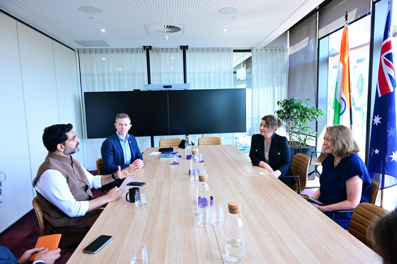 సీ ఫుడ్ కు ఆస్ట్రేలియా స‌హ‌క‌రించాలి