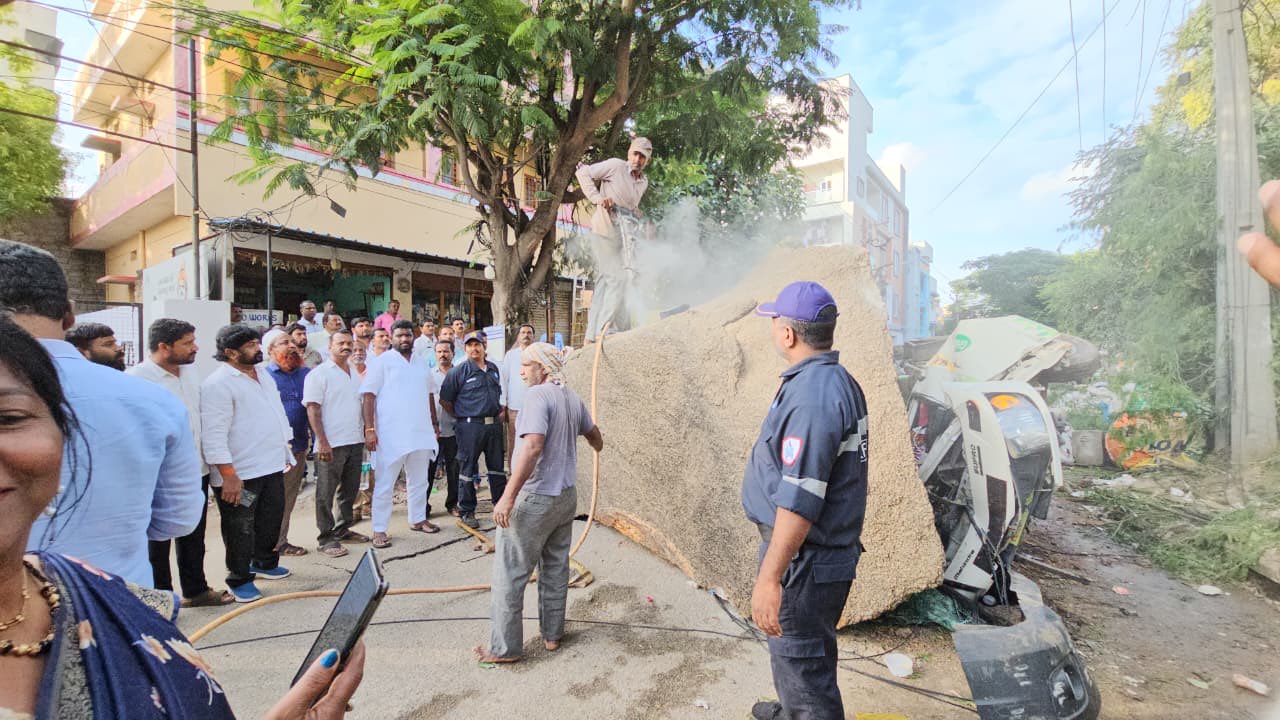 భారీ బండరాయిని తొల‌గించిన హైడ్రా