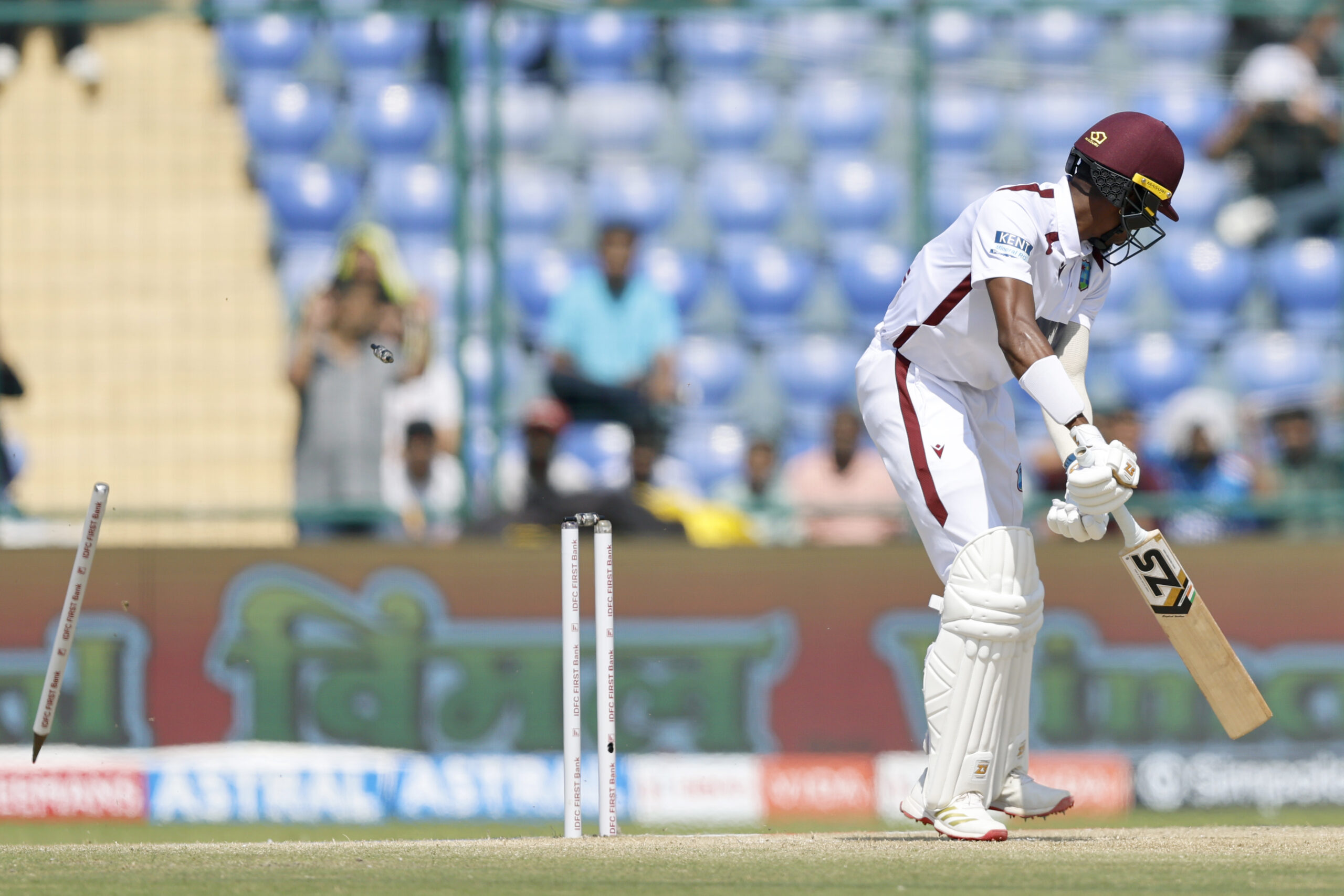 ఫాలోఆన్ ఆడుతున్న వెస్టిండీస్