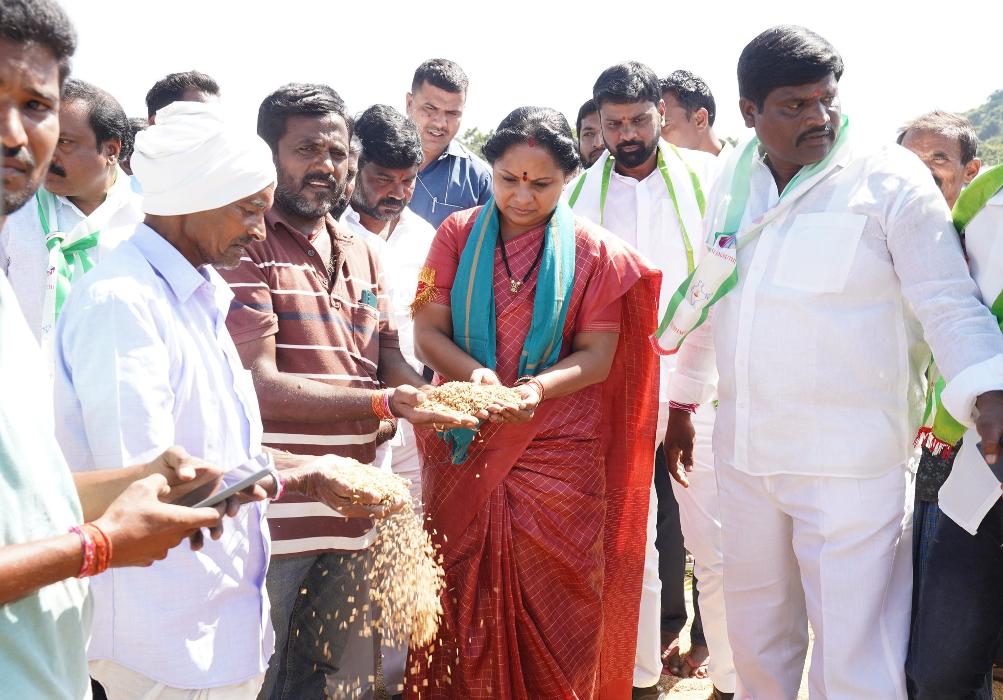 newsseals-MLCKavitha