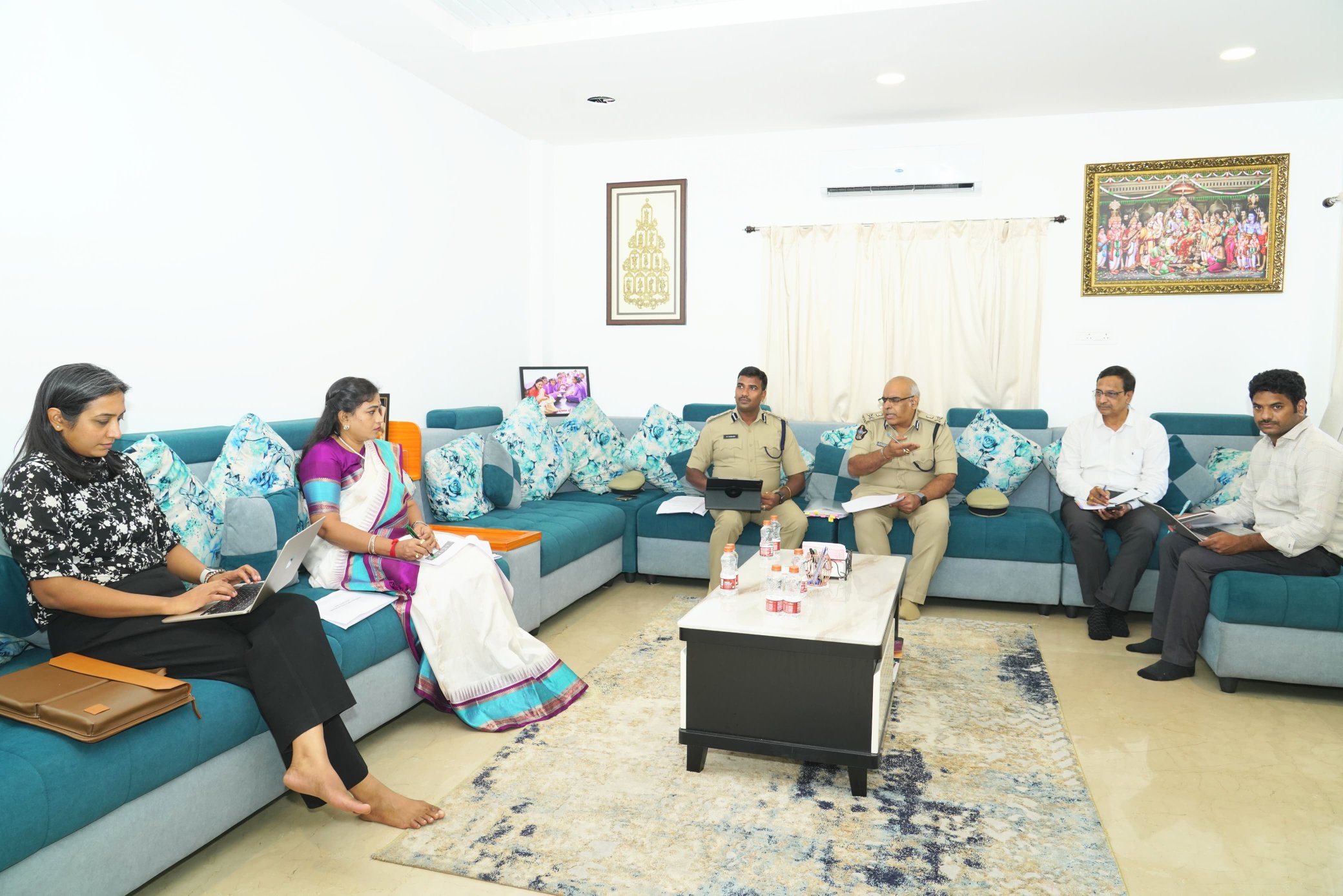 newsseals-anithavangalapudi