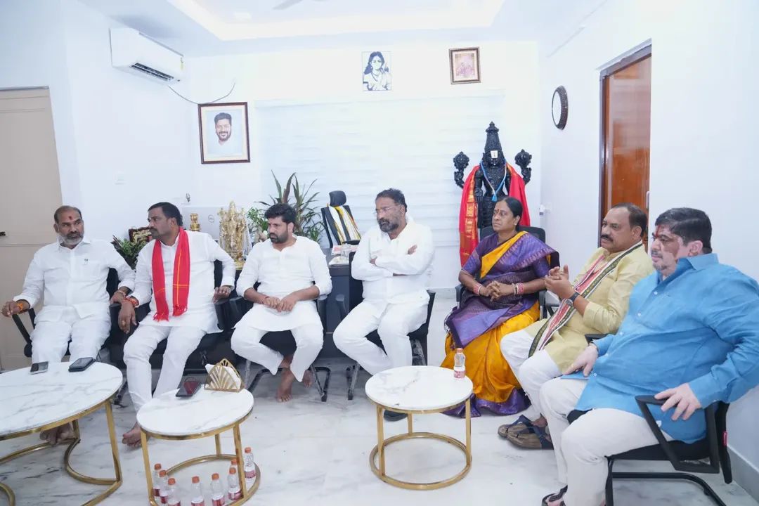 రిజ‌ర్వేష‌న్ల కోసం హైకోర్టులో కాంగ్రెస్ పిటిష‌న్లు