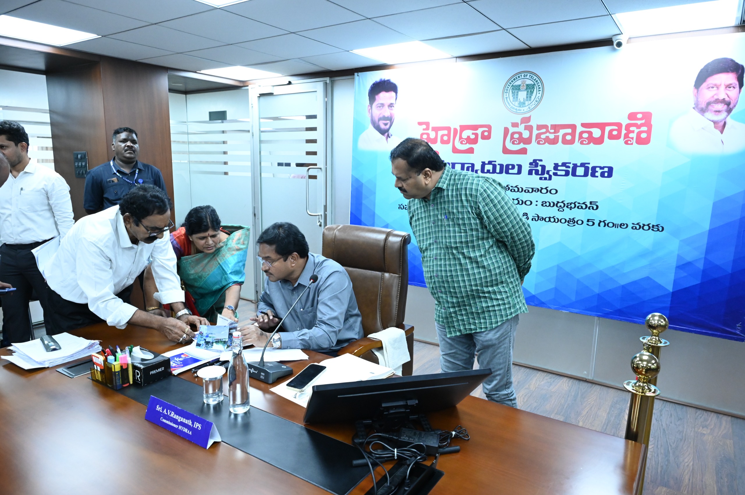 హైడ్రాకు పోటెత్తిన ఫిర్యాదులు : క‌మిష‌న‌ర్