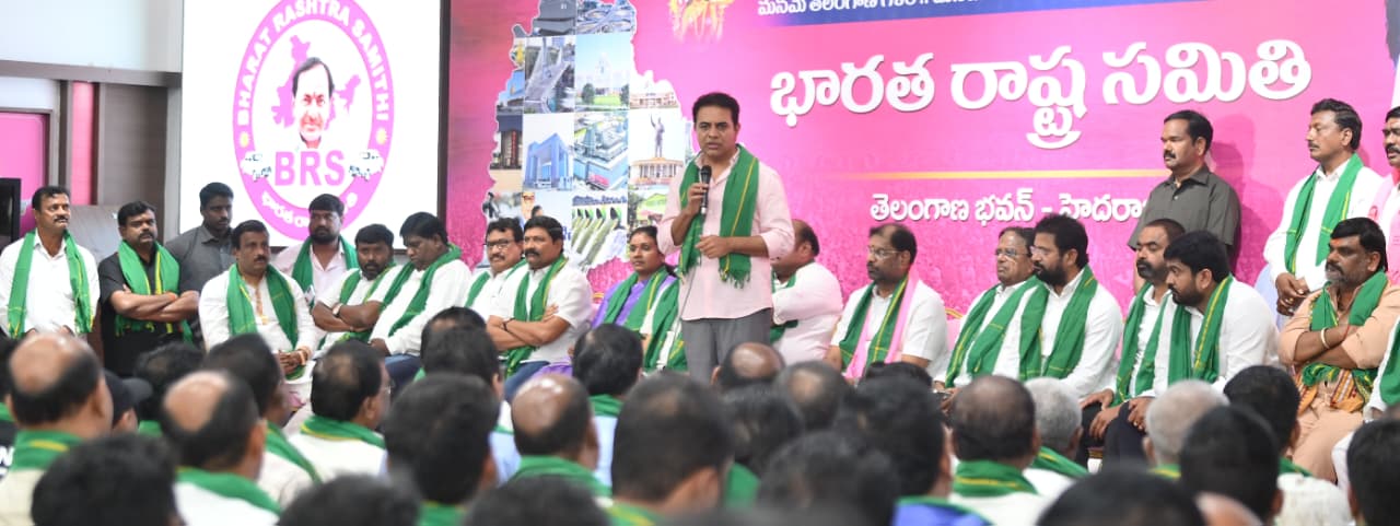 హామీల పేరుతో ఎన్నాళ్లు మోసం చేస్తారు..?