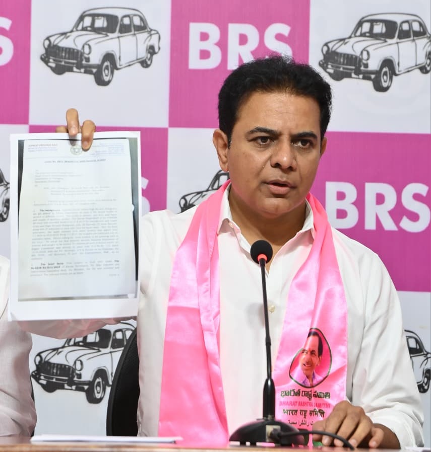 పాల‌న‌పై ప‌ట్టు కోల్పోయిన సీఎం : కేటీఆర్