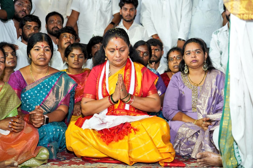 25 నుంచి క‌విత‌క్క జ‌నం బాట‌