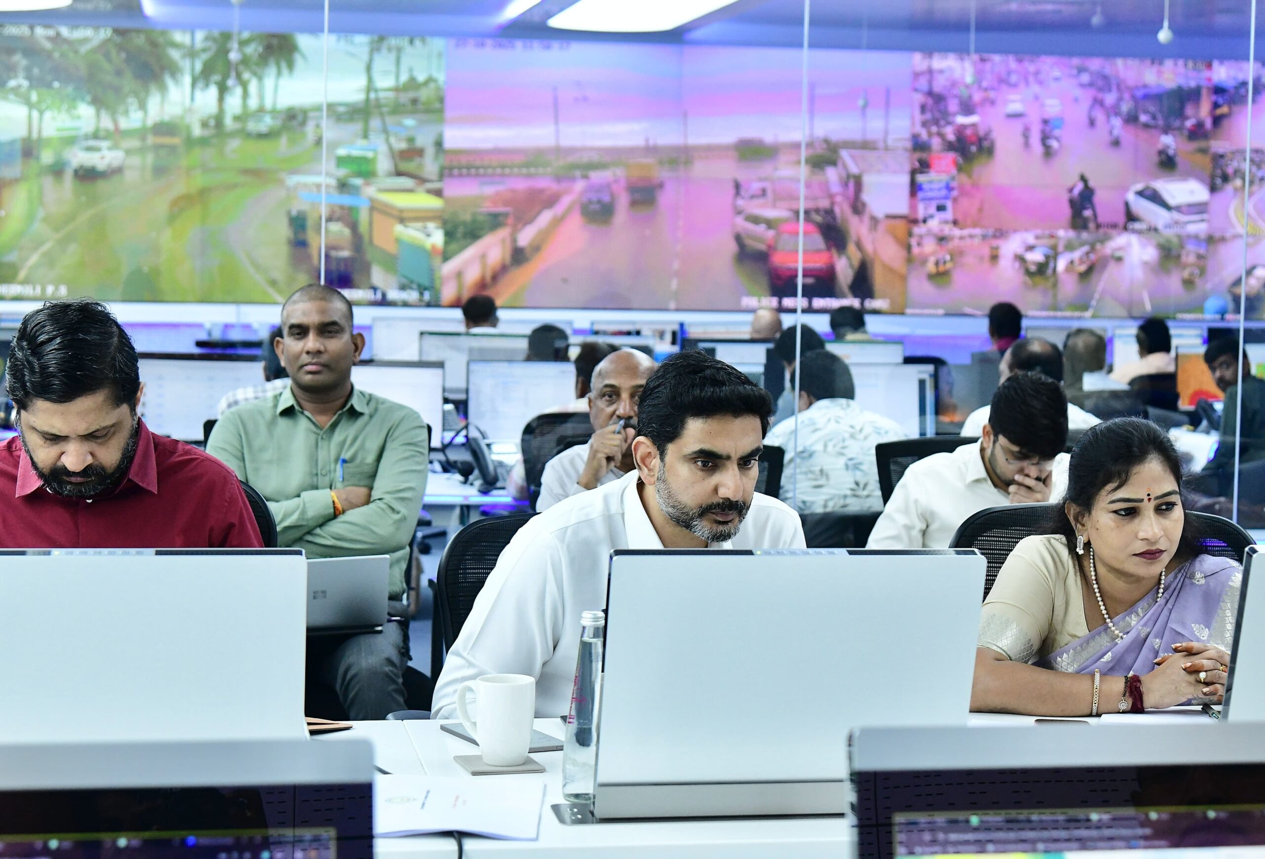 స‌హాయ‌క చ‌ర్యల‌పై ఫోక‌స్ పెట్టాలి