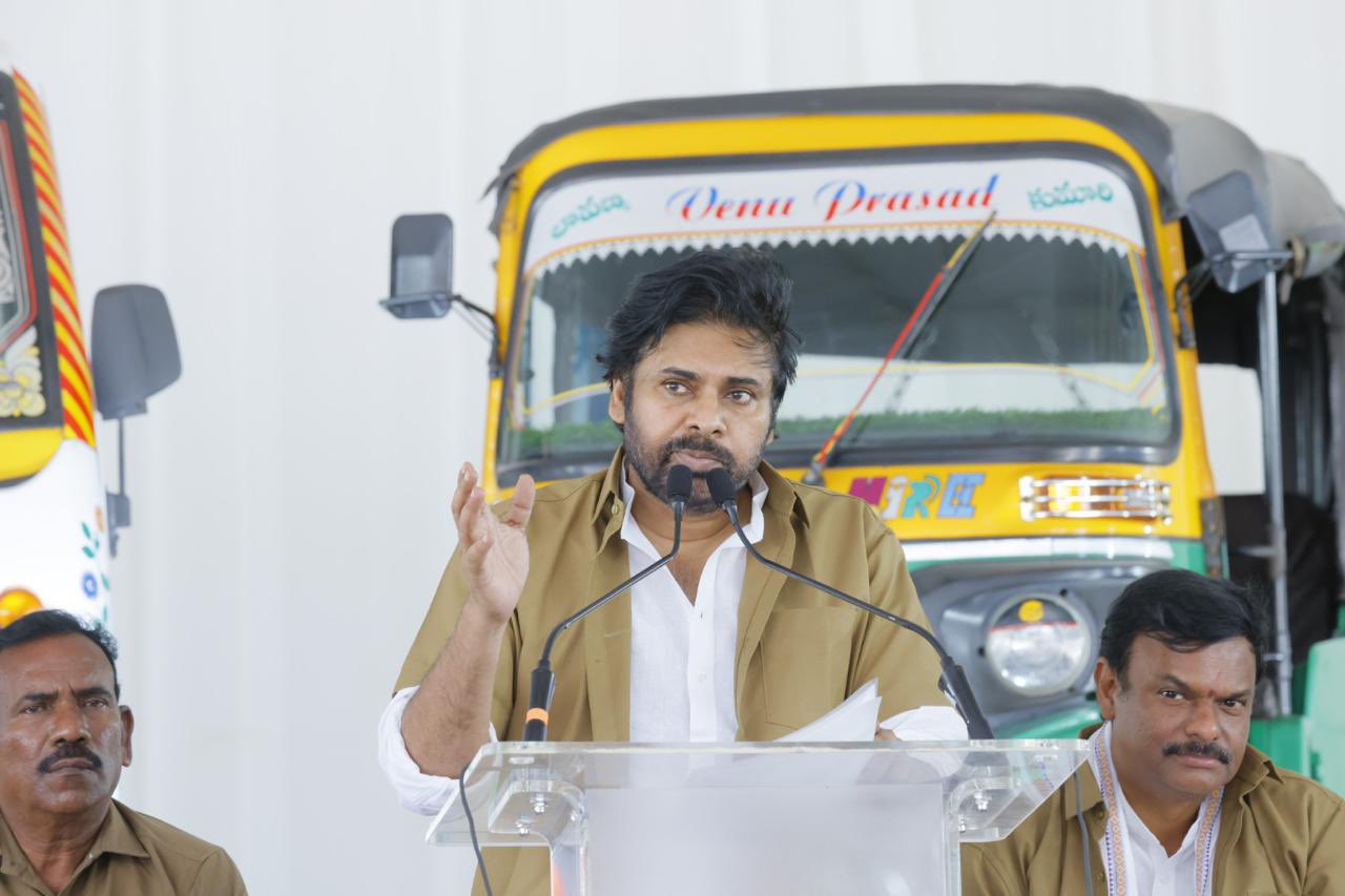ఆటో డ్రైవ‌ర్ల‌కు ఏపీ స‌ర్కార్ అండ : డిప్యూటీ సీఎం