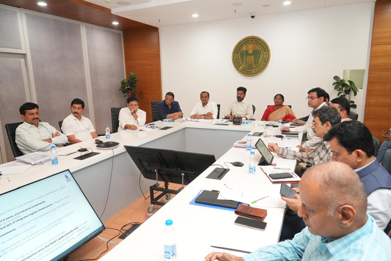 గ్లోబ‌ల్ స‌మ్మిట్ ను ఘ‌నంగా నిర్వ‌హించాలి