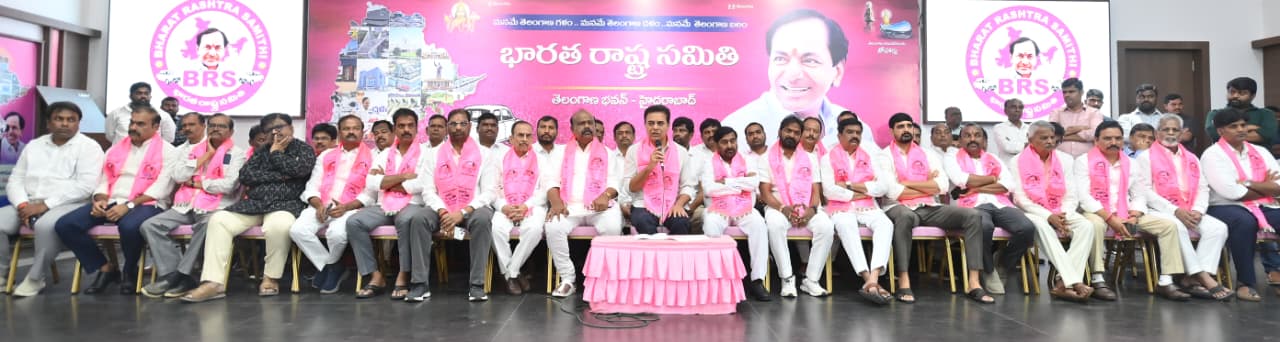 కష్ట‌ప‌డ్డాం కానీ ఓడి పోయాం : కేటీఆర్