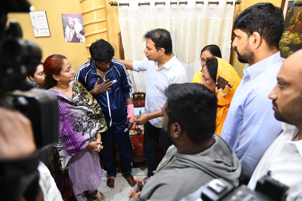 దాడుల‌కు దిగితే చూస్తూ ఊరుకోం : కేటీఆర్