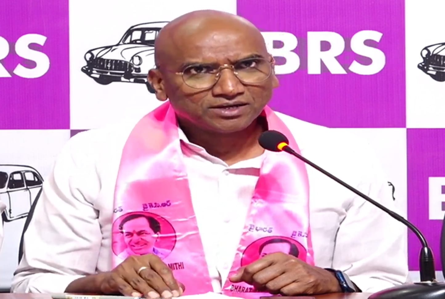దొంగ ఓట్లు వేసినా ప‌ట్టించుకోని ఖాకీలు