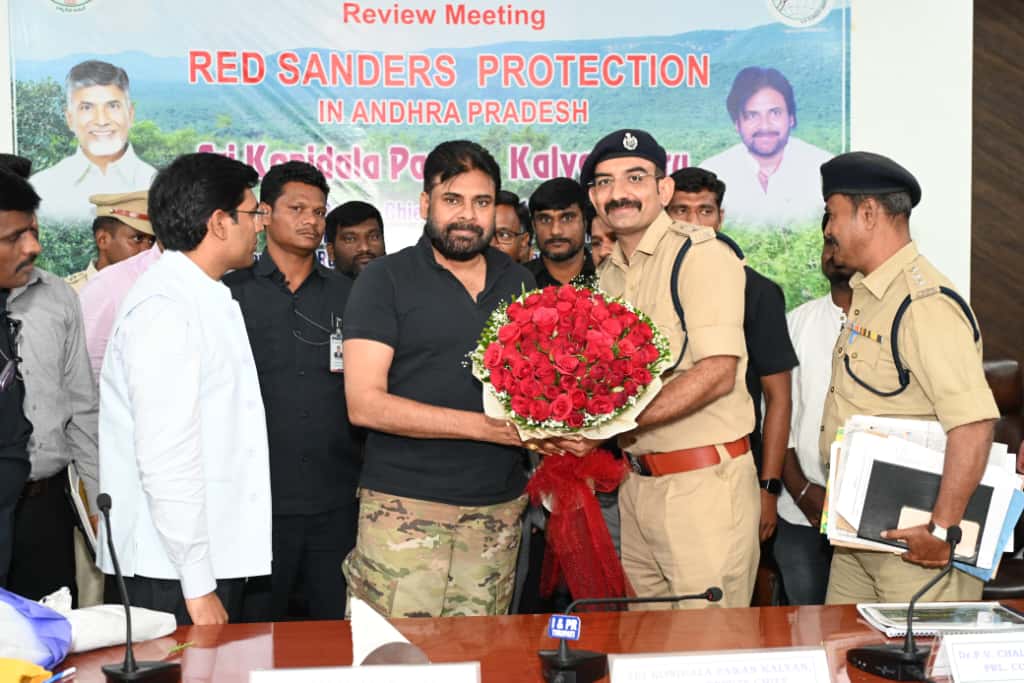 డిప్యూటీ సీఎంను క‌లిసిన ఎస్పీ తుషార్ డూడి