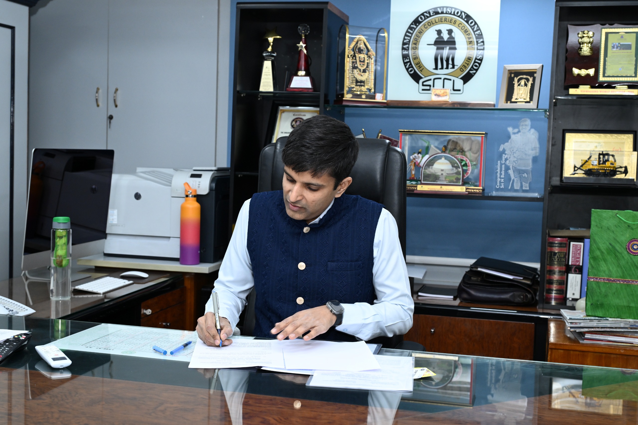 సింగరేణి సీఎండీగా కృష్ణ భాస్కర్