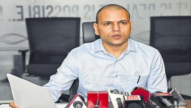 ర‌ద్దీ ఎఫెక్ట్ శ్రీ‌వాణి టికెట్ల జారీ ర‌ద్దు