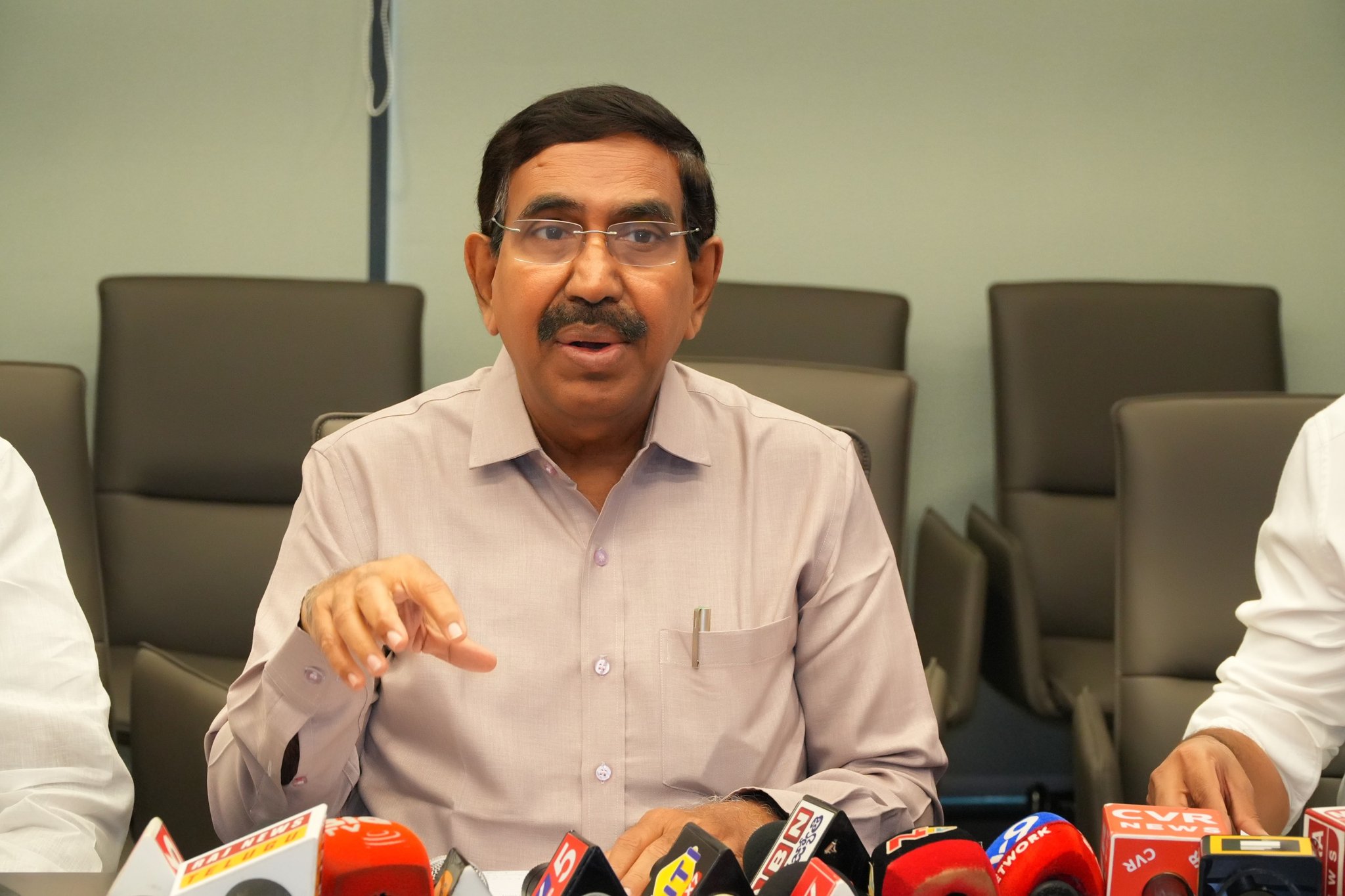 షీర్ వాల్ టెక్నాలజీ తో టిడ్కో ఇళ్ల నిర్మాణం