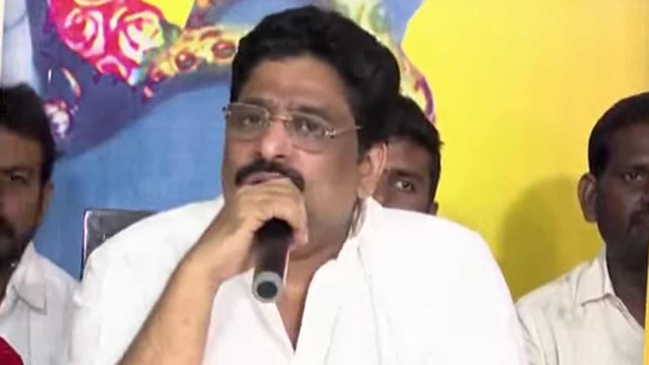 నారా లోకేష్ ను చూసి జంకుతున్న జ‌గ‌న్