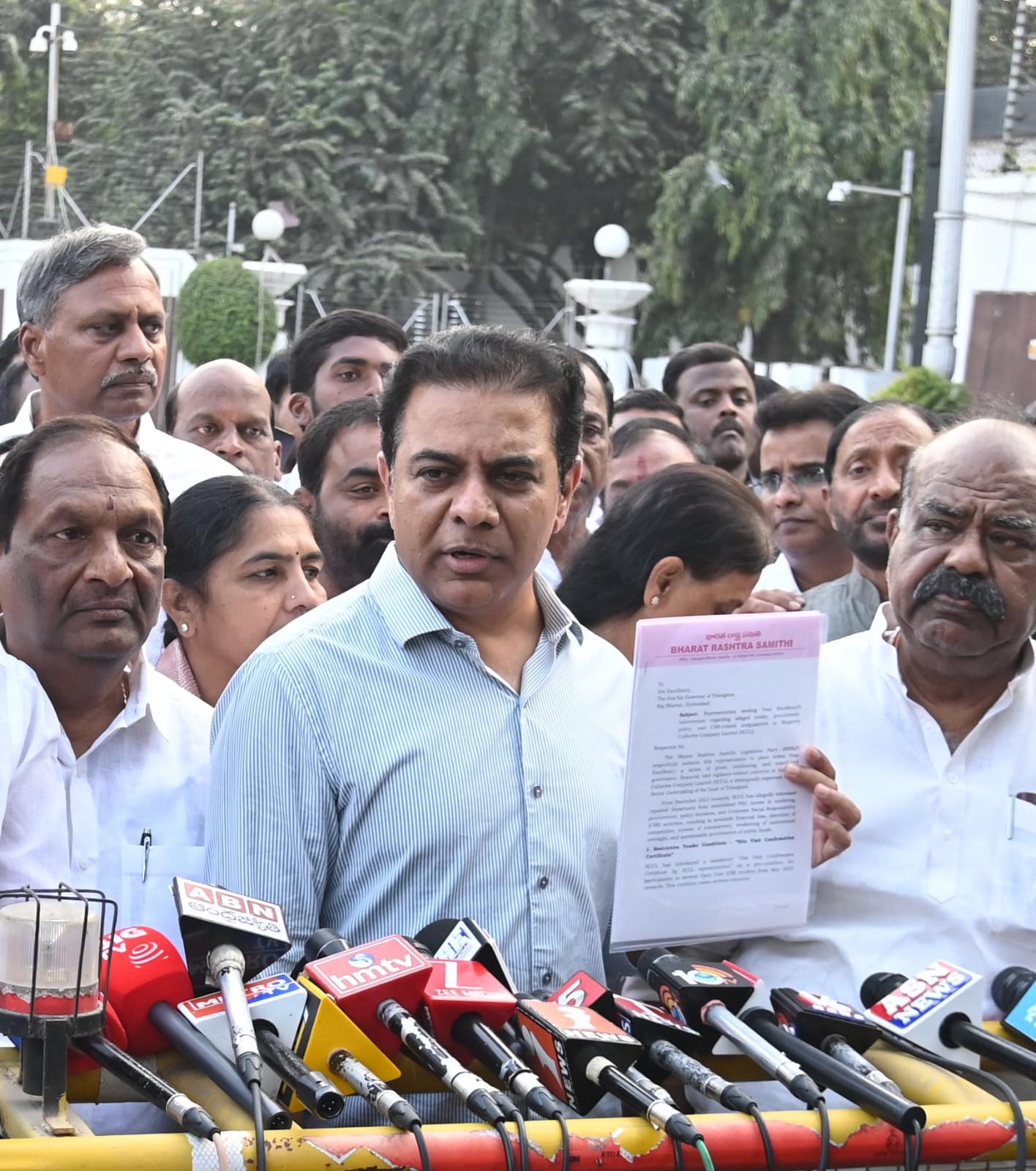 సింగరేణి స్కాంపై విచారణ జరిపించాలి : కేటీఆర్