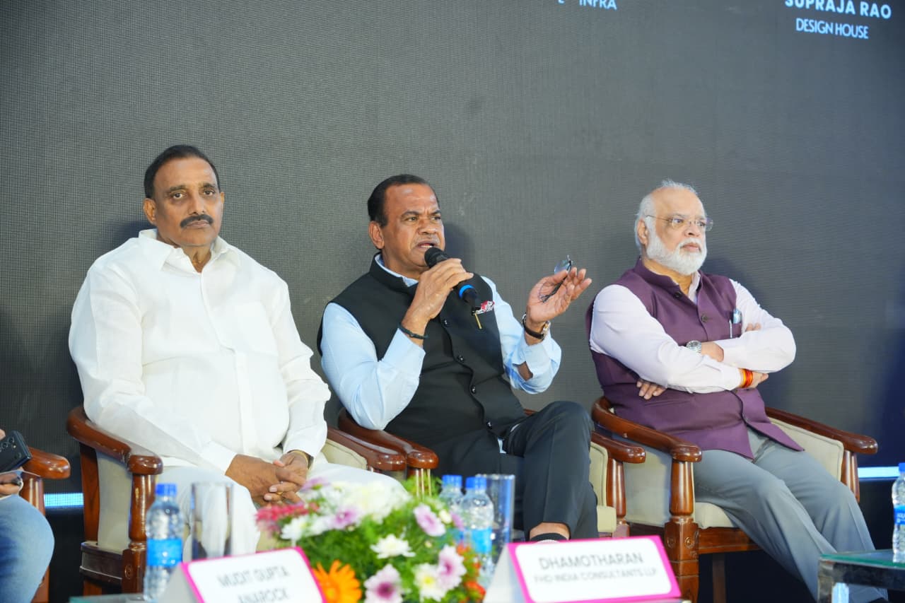 పెట్టుబ‌డుల‌కు గ‌మ్య స్థానం హైద‌రాబాద్ న‌గ‌రం