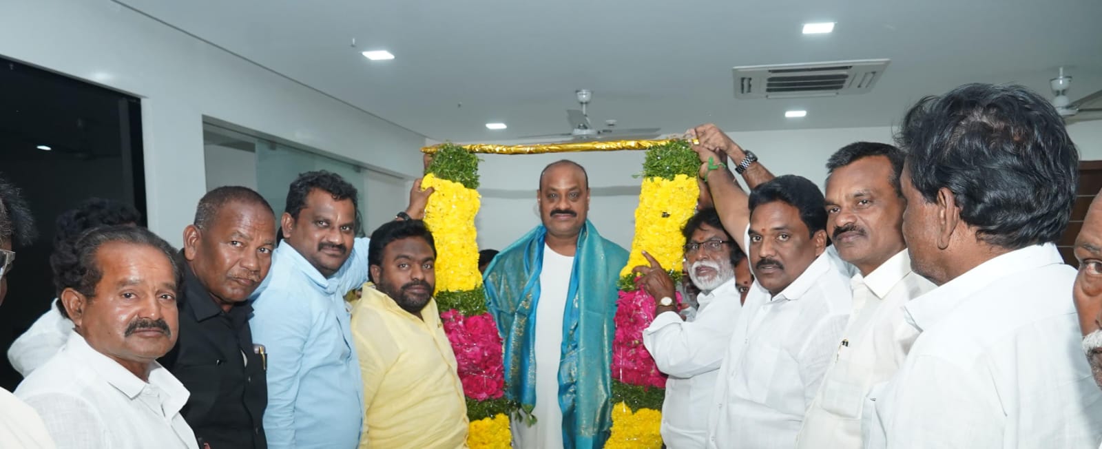 కోల్డ్ స్టోరేజ్‌లో ఉన్న మిర్చికి రుణాలు