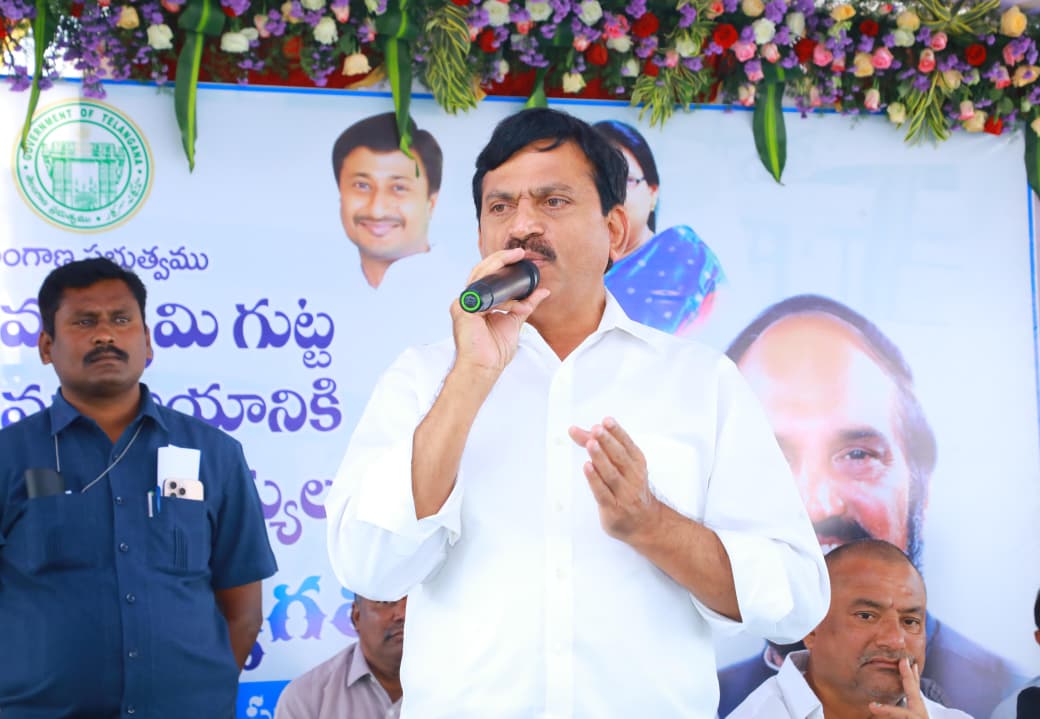 యుద్ద ప్రాతిప‌దిక‌న ఇందిర‌మ్మ ఇళ్లు