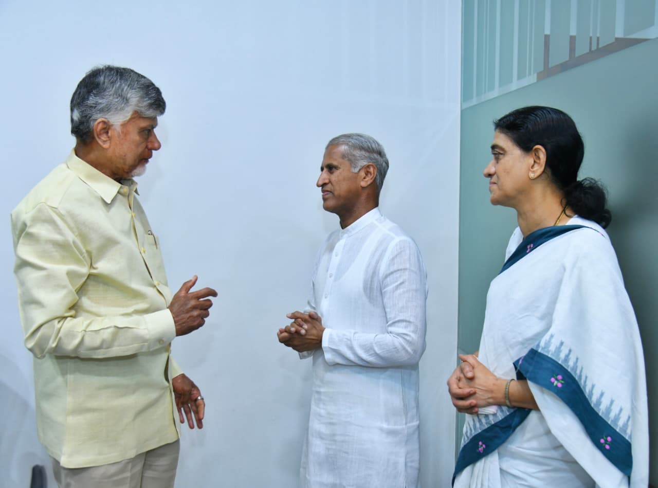 చంద్ర‌బాబును క‌లిసిన మంతెన స‌త్య‌నారాయ‌ణ‌