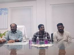 హ‌నుమకొండ డిప్యూటీ క‌లెక్ట‌ర్ నివాసాల‌పై దాడులు