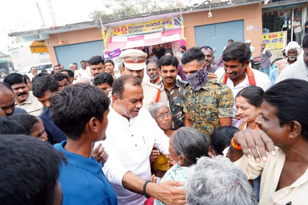 newssseals-KomaatireddyVenkatReddy