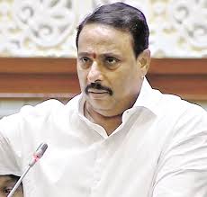 మా భూమిని కేటీఆర్ ప్రైవేట్ కంపెనీకి కట్టబెట్టారు