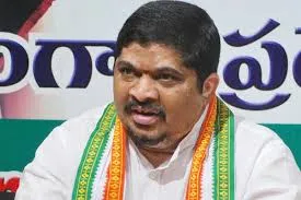 newsseals-PonnamPrabhakar