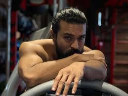 హ్యాపీ బర్త్ డే గ్లోబల్ స్టార్ రామ్ చరణ్