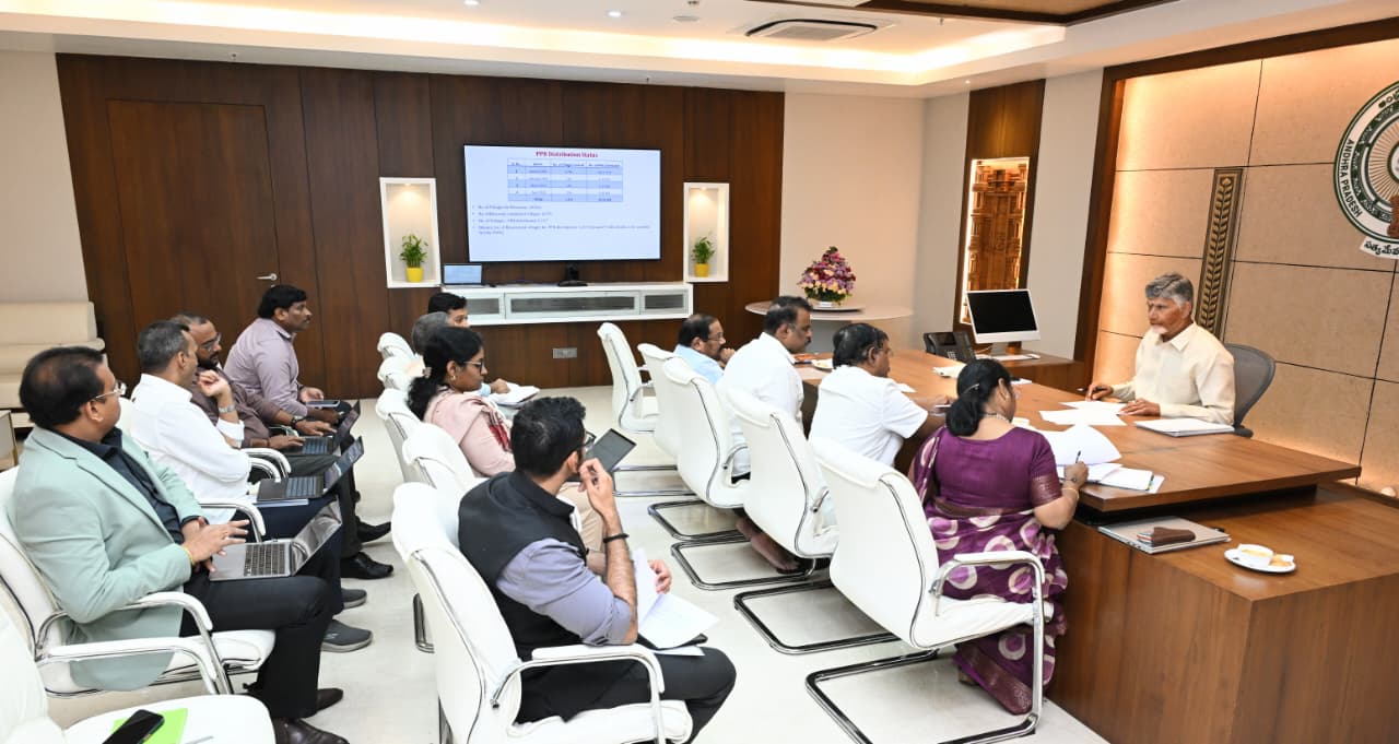 2027 మార్చి నాటికి రీ సర్వే చేయాలి : సీఎం