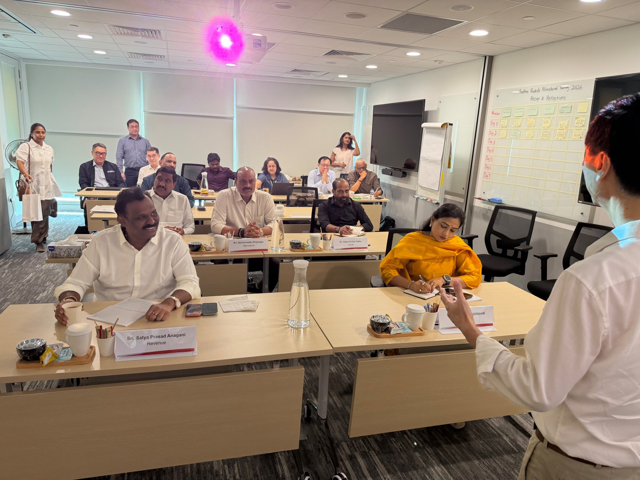 సింగ‌పూర్ పాల‌నా విధానం అద్భుతం