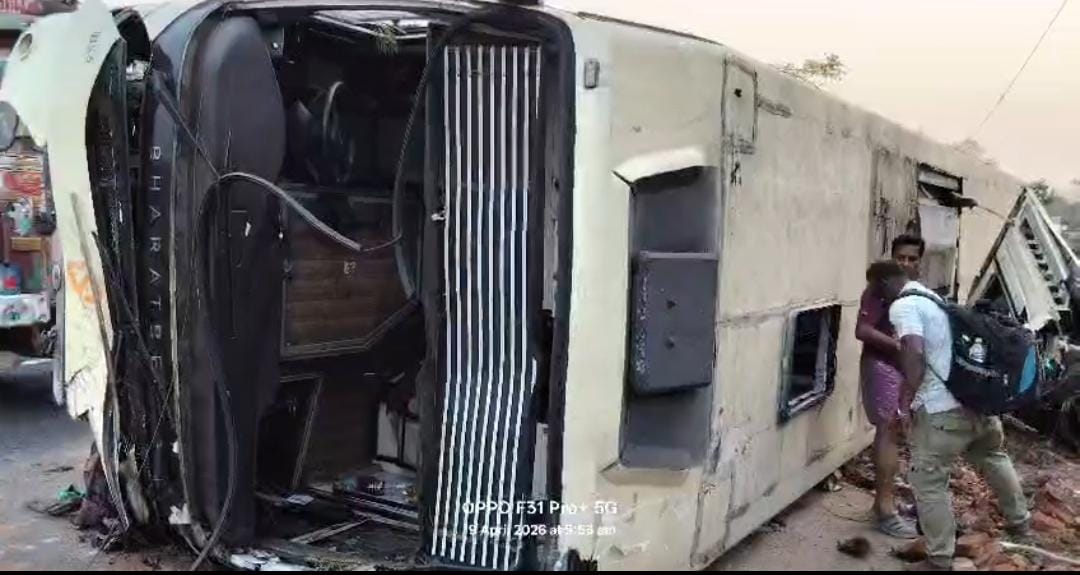 అనకాపల్లి జిల్లాలో ఘోర రోడ్డు ప్రమాదం