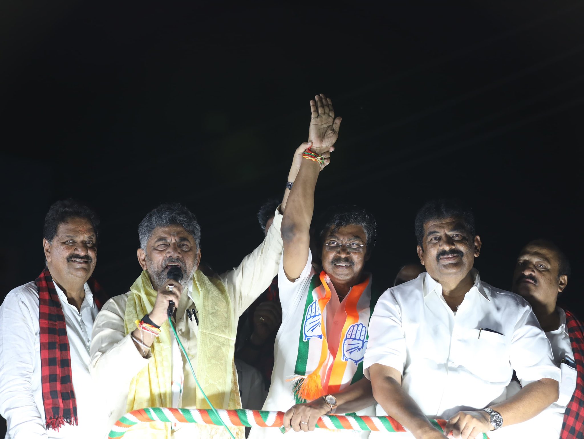 త‌మిళ‌నాట ఇండియా కూట‌మిదే హ‌వా