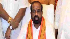 కాంగ్రెస్, డీఎంకే కుటుంబ పార్టీలు