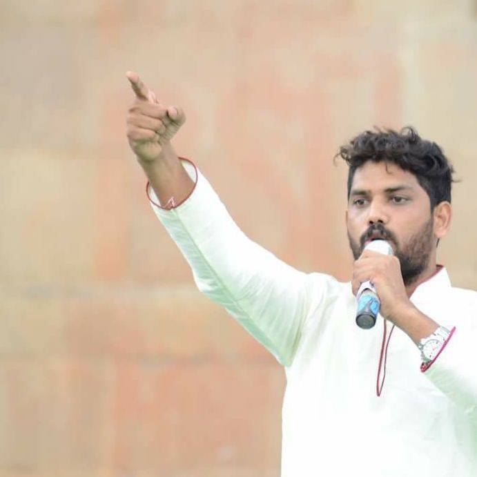 కోట్ల కుంభ‌కోణంలో మంగ్లీ పాత్ర తేల్చండి