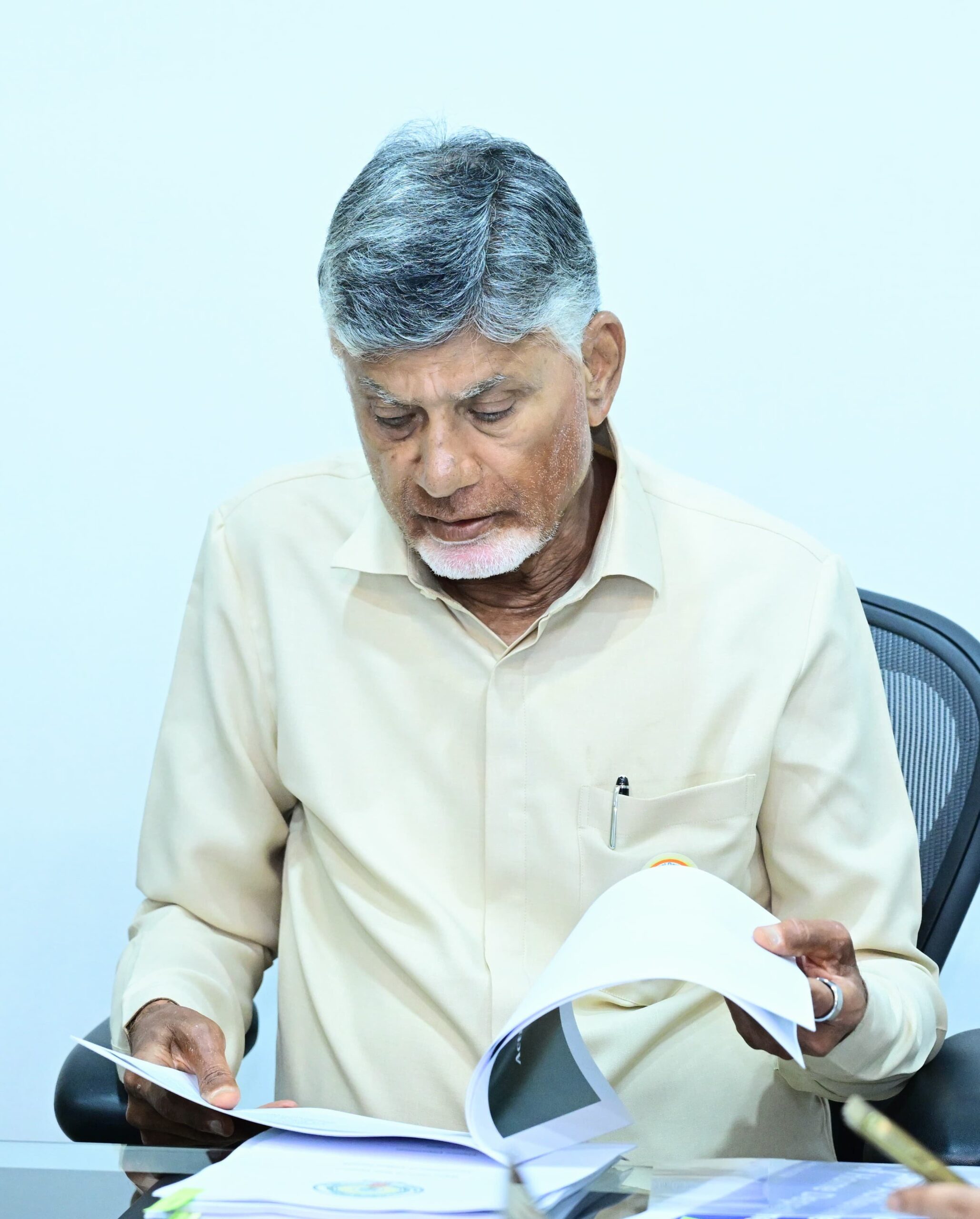 మానవీయ కోణంలో పీజీఆర్ఎస్ అర్జీల పరిష్కారం