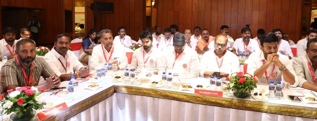 newsseals-Janassena